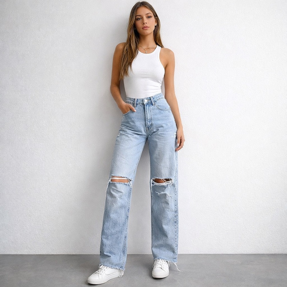 Zara 90s style Relaxed Tall High Rise Flare Leg Jeans | Light Wash Distressed